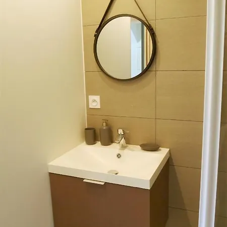 Apartment Studio 2 Personnes - Lumineux - D'annecy