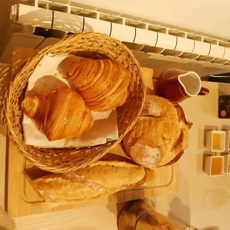 Studio 2 Personnes - Lumineux - D'annecy Apartment
