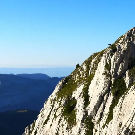 2 Personnes - Lumineux - D'annecy Lathuile